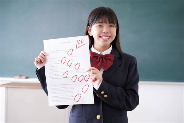 盛大开幕澧县职业中专迎来开学典礼